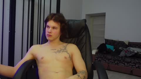 Snapshot of erick_grant chatting on January 2025 03:25:01 PM ERICK GRANT online show from January 2025 03:25:01 PM
