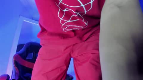 Snapshot of erick_wal chatting on September 2025 08:03:01 PM online show from September 2025 08:03:01 PM