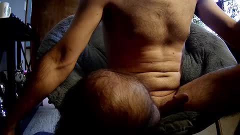 Snapshot of erik_plays_hockey chatting on October 2025 05:13:02 PM Erik plays hockey online show from October 2025 05:13:02 PM