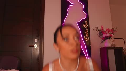 Venus Skye online show from October 2025 08:07:01 PM