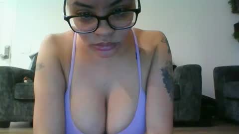 Snapshot of erin2025 chatting on October 2025 07:56:01 AM erin2025 online show from October 2025 07:56:01 AM