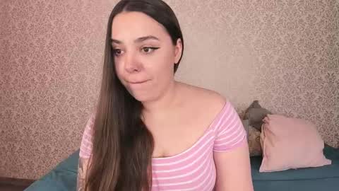 Snapshot of erinlanee chatting on March 2025 09:32:02 AM Erin online show from March 2025 09:32:02 AM