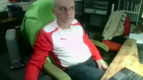 ernello online show from September 2025 06:57:02 PM