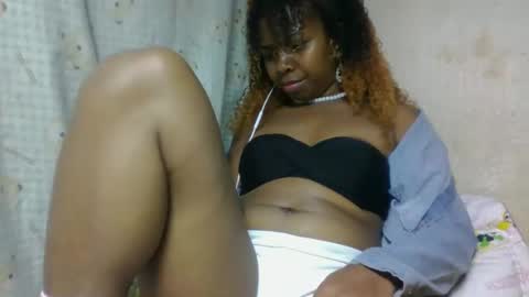 erolinee online show from September 2025 03:56:01 PM