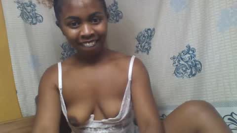 erolinee online show from October 2025 05:55:01 AM