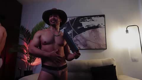 Snapshot of eroswolfs chatting on October 2025 09:17:02 PM eroswolf online show from October 2025 09:17:02 PM