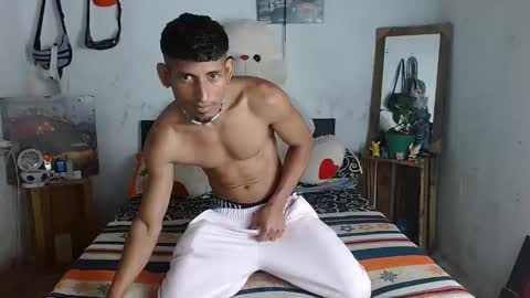 Snapshot of erotic_city_boyz69 chatting on January 2025 06:56:01 PM WILL online show from January 2025 06:56:01 PM