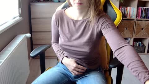 Melissa   online show from December 2024 10:16:01 AM