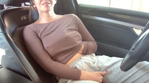 Melissa   online show from September 2025 11:36:02 AM