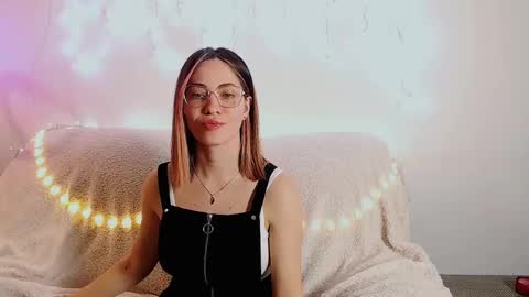 Snapshot of eroticgiftxxx chatting on January 2025 12:07:02 PM LylaXXX online show from January 2025 12:07:02 PM