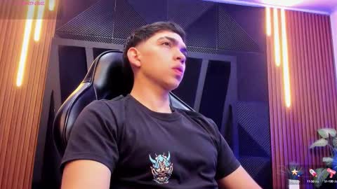 Snapshot of eryonbradley chatting on October 2025 11:19:01 AM Eryon online show from October 2025 11:19:01 AM