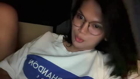 Chelliane online show from November 2025 04:12:01 AM