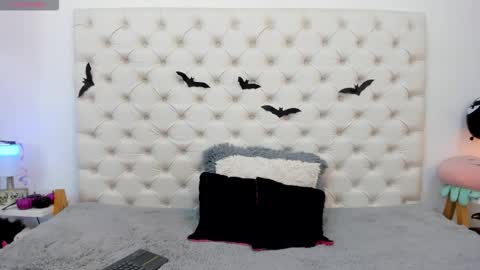 Snapshot of esmeralda_06 chatting on October 2025 03:30:02 PM esmeralda online show from October 2025 03:30:02 PM