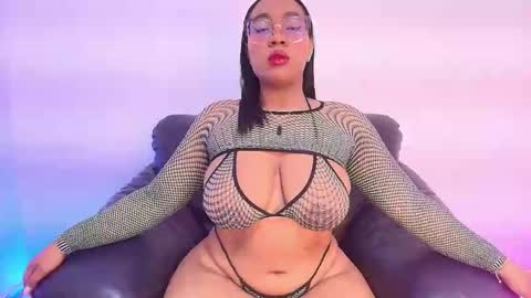 esmeralda online show from September 2025 09:35:02 AM
