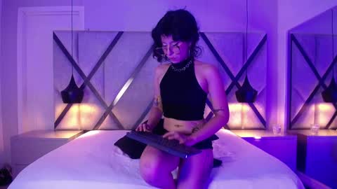 Esquizo Girl online show from September 2025 08:34:02 PM