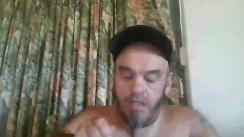 Snapshot of essensualelf chatting on September 2025 01:51:02 AM Essensual Elf online show from September 2025 01:51:02 AM