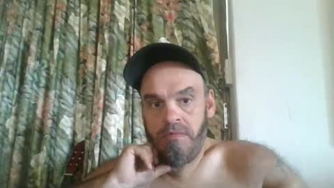 Snapshot of essensualelf chatting on September 2025 01:29:02 AM Essensual Elf online show from September 2025 01:29:02 AM