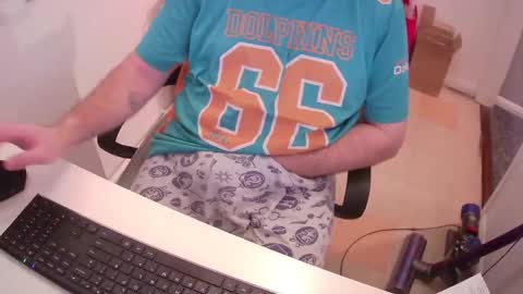 Snapshot of essex_wild chatting on December 2024 10:01:02 PM Morph online show from December 2024 10:01:02 PM