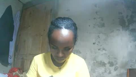 estanie online show from November 2025 02:39:01 PM