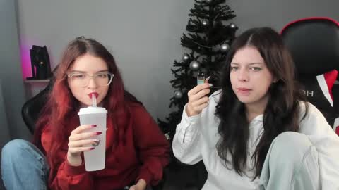 esteria online show from December 2024 09:08:01 PM