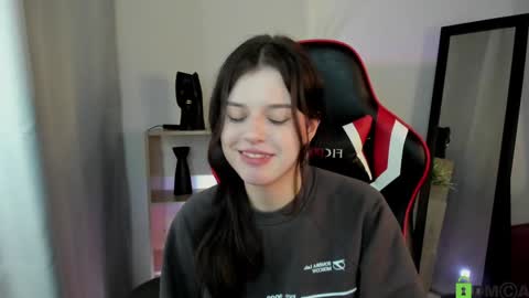 esteria online show from January 2025 09:45:01 PM