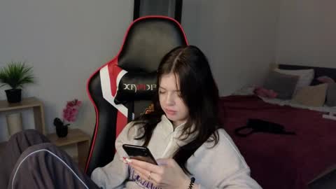 esteria online show from January 2025 06:24:02 AM