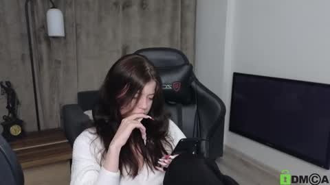 esteria online show from January 2025 09:47:02 PM