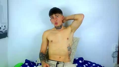 Snapshot of estebanchar_ chatting on February 2025 01:15:02 AM Esteban independent model online show from February 2025 01:15:02 AM