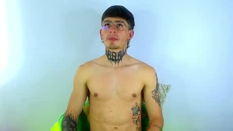 Snapshot of estebanchar_ chatting on March 2025 04:44:02 PM Esteban independent model online show from March 2025 04:44:02 PM