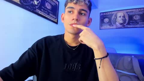 Esteban online show from December 2024 12:07:02 PM