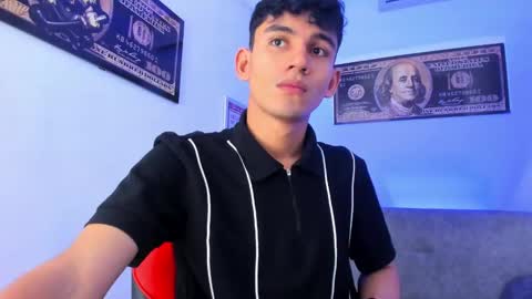 Esteban online show from January 2025 12:02:02 PM