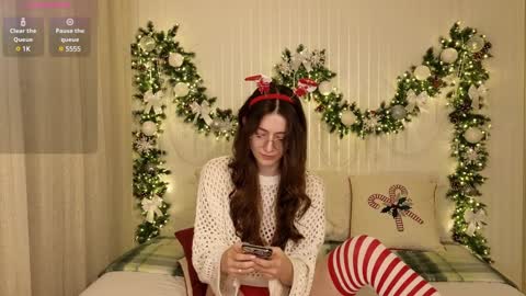 Ester online show from December 2024 07:29:02 PM