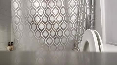 Snapshot of estuardo6969 chatting on December 2025 04:07:02 AM kingCockbw online show from December 2025 04:07:02 AM