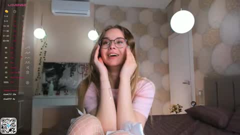 Elsa online show from March 2025 07:58:02 PM