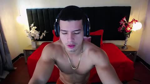ETHAN RODGERS online show from September 2025 07:59:01 PM
