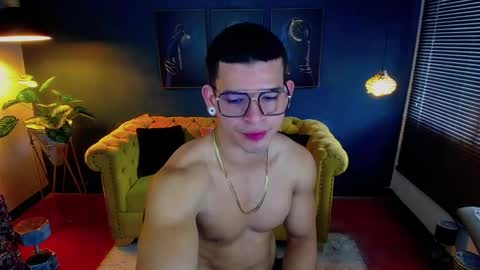 ETHAN RODGERS online show from October 2025 07:51:01 PM