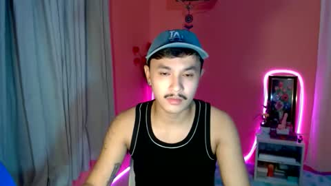 Snapshot of ethan_uwuxx chatting on September 2025 11:14:01 AM DAVE online show from September 2025 11:14:01 AM