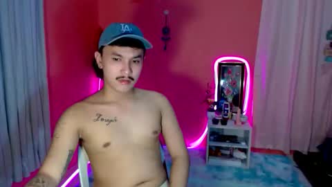 Snapshot of ethan_uwuxx chatting on October 2025 12:42:02 AM DAVE online show from October 2025 12:42:02 AM