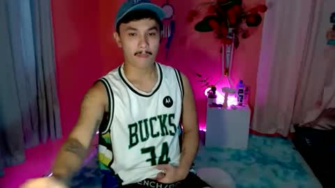 Snapshot of ethan_uwuxx chatting on October 2025 10:18:02 PM DAVE online show from October 2025 10:18:02 PM