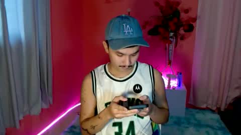 Snapshot of ethan_uwuxx chatting on October 2025 01:26:02 AM DAVE online show from October 2025 01:26:02 AM