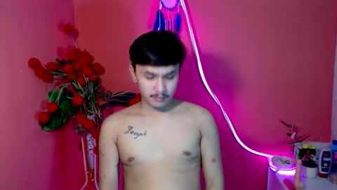 Snapshot of ethan_uwuxx chatting on October 2025 05:52:01 AM DAVE online show from October 2025 05:52:01 AM