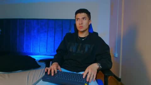 Snapshot of ethanconnor_ chatting on October 2025 12:25:02 PM ethanconnor_ online show from October 2025 12:25:02 PM