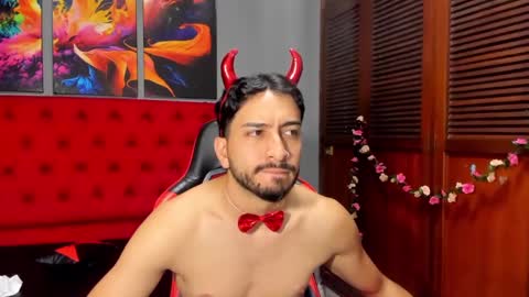 Ethan for u  online show from September 2025 04:18:01 PM