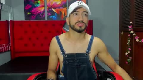 Ethan for u  online show from September 2025 01:43:02 PM