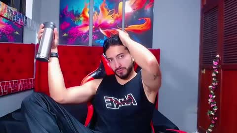 Ethan for u  online show from September 2025 08:31:01 PM