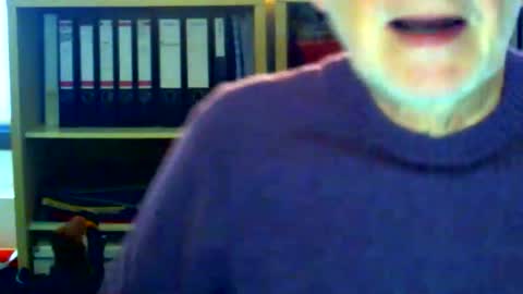 Snapshot of etonne chatting on November 2025 10:01:02 AM etonne online show from November 2025 10:01:02 AM