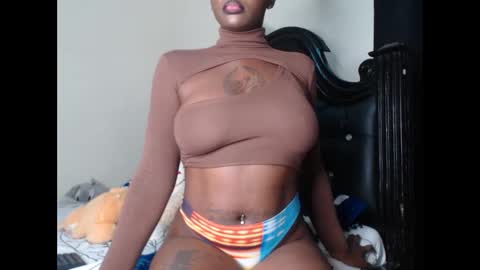 Snapshot of euphoric_cosmos chatting on February 2025 10:40:02 AM euphoria online show from February 2025 10:40:02 AM