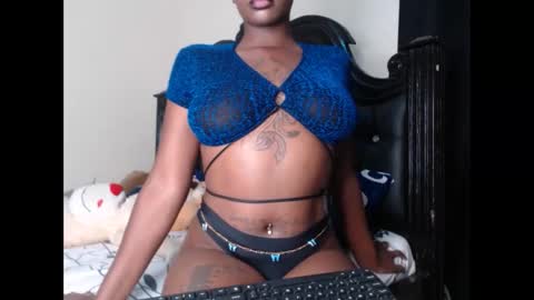 Snapshot of euphoric_cosmos chatting on February 2025 09:37:02 PM euphoria online show from February 2025 09:37:02 PM