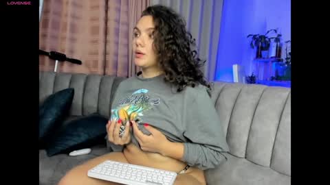 E Y EO online show from January 2025 04:15:01 AM