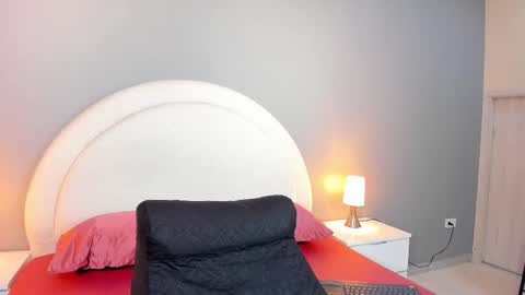 Snapshot of eva_bigboobs_ chatting on October 2025 11:30:02 AM EVA online show from October 2025 11:30:02 AM